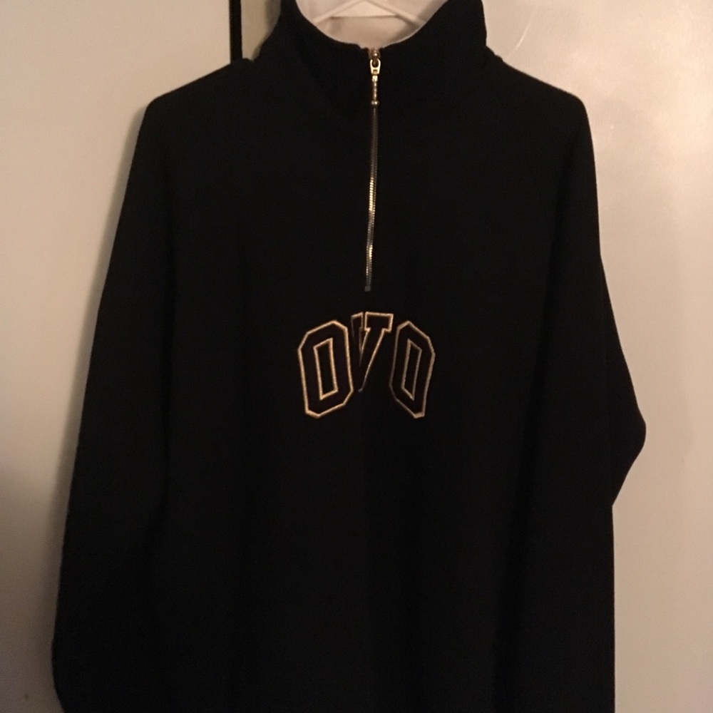Ovo Crewneck w zipper & pockets